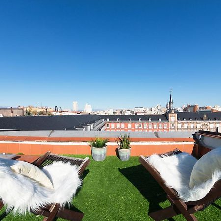 Historic Penthouse Plaza Mayor In Madrid Esterno foto