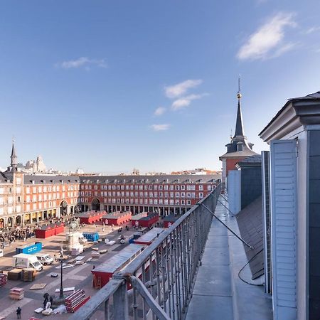 Historic Penthouse Plaza Mayor In Madrid Esterno foto
