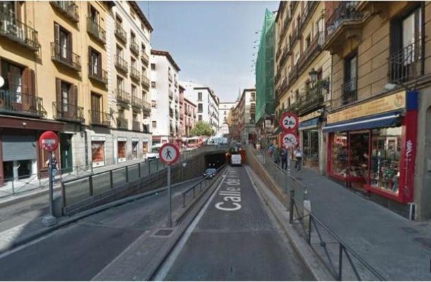 Historic Penthouse Plaza Mayor In Madrid Esterno foto