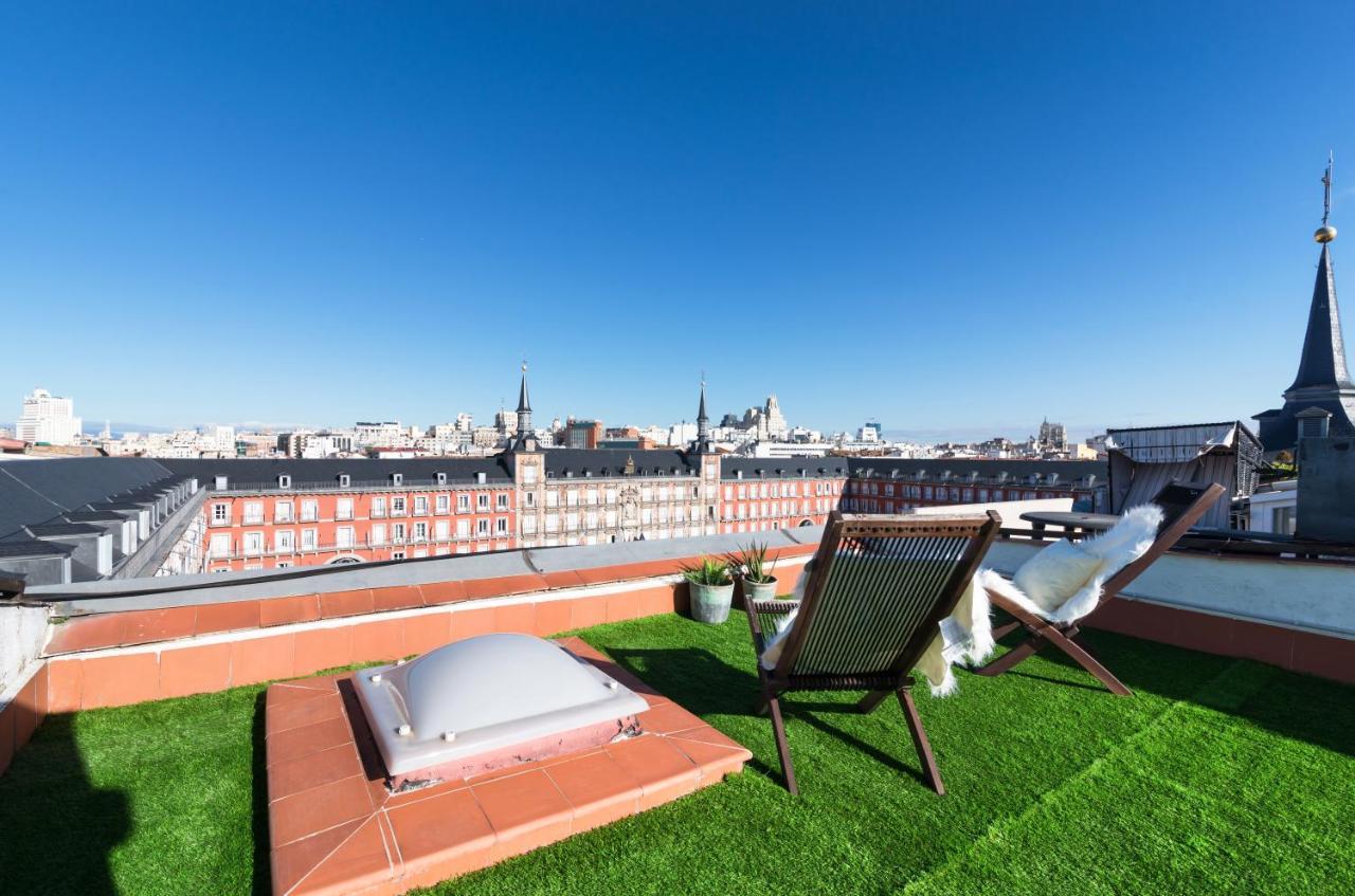 Historic Penthouse Plaza Mayor In Madrid Esterno foto